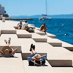 Rhythm Floating - 3* Задар