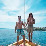 Ботель Rhythm Floating -