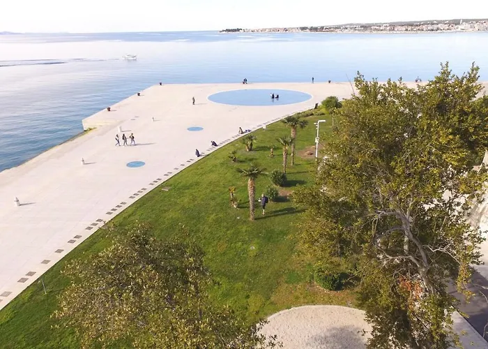 Rhythm Floating - Bateau-hôtel