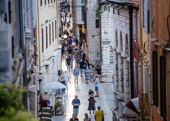 Bateau-hôtel Rhythm Floating - 3*